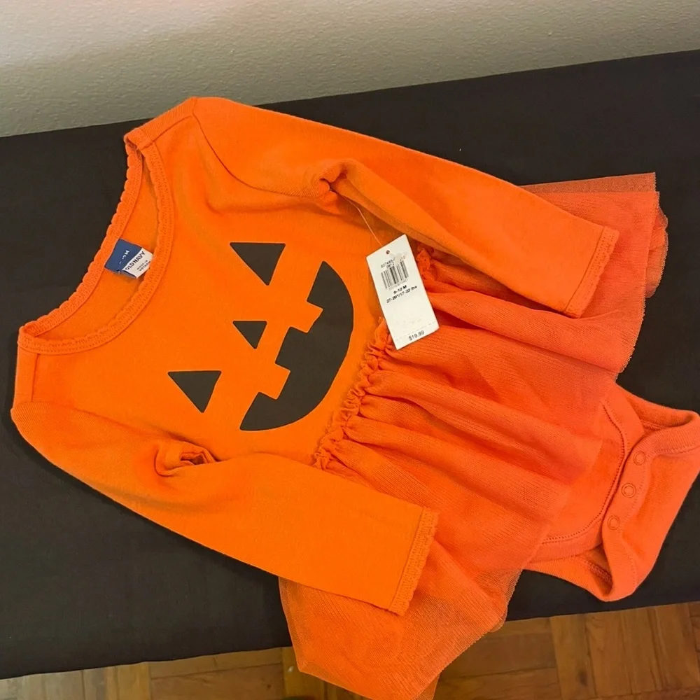 Old Navy Orange and‎ Black Halloween Costume 6-12 months